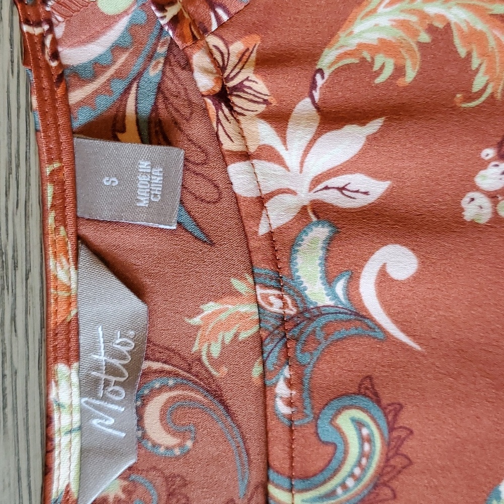 Blouse - Picture 9 of 10